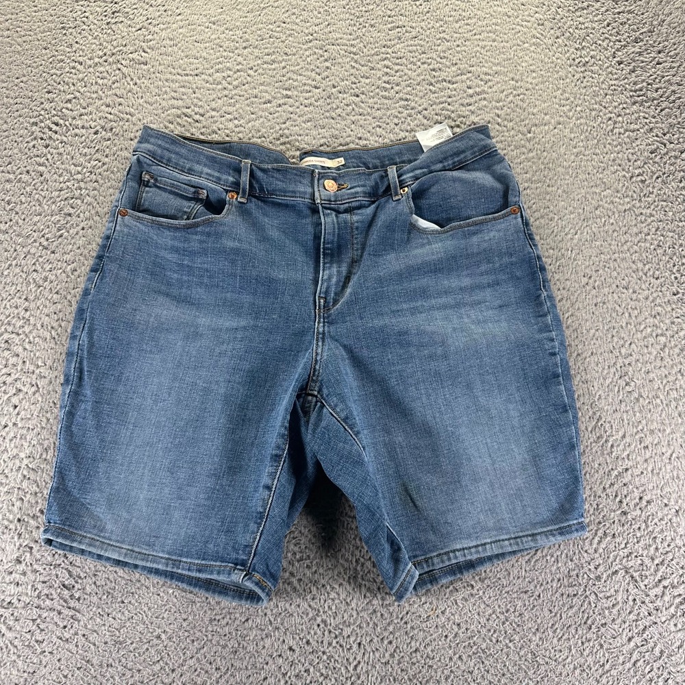 Levi's Shorts Women's 32 Blue Cotton Denim Bermuda Stretch Light Wash Workwear